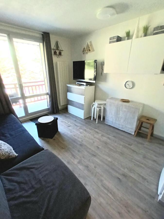 Studio 2 Alpes, Proche Lac Buissonniere, Menage Inclus, Balcon, Parking 레두잘프 외부 사진